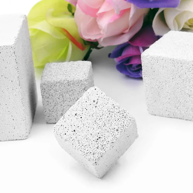 Natural Mineral Molar Stone for Small Pets