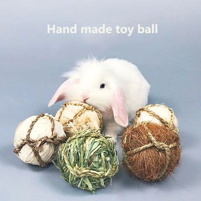 Natural Grass Chew Balls (4/5pcs)